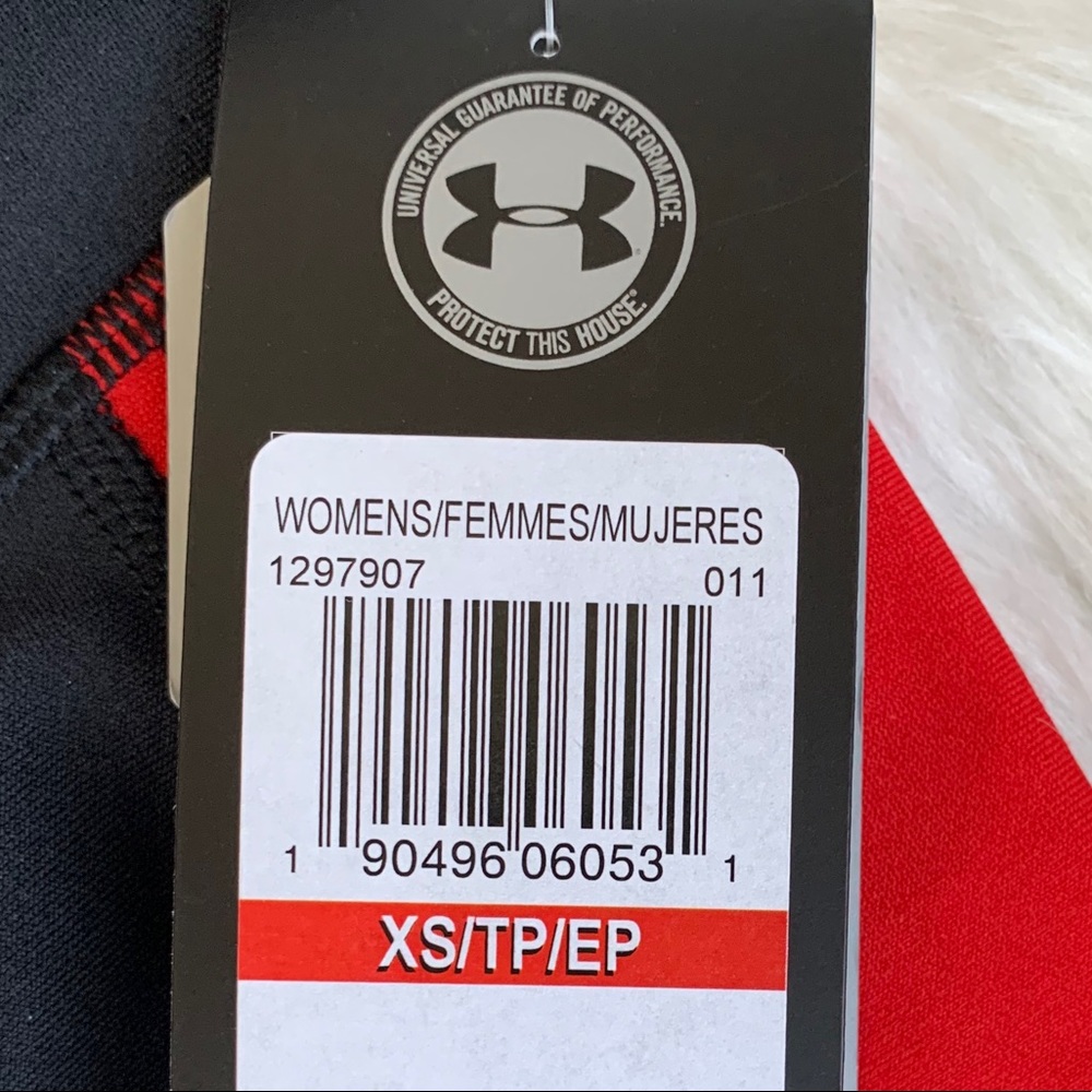 Under Armour Women's HeatGear Armour Crop,Black XS - Picture 6 of 7